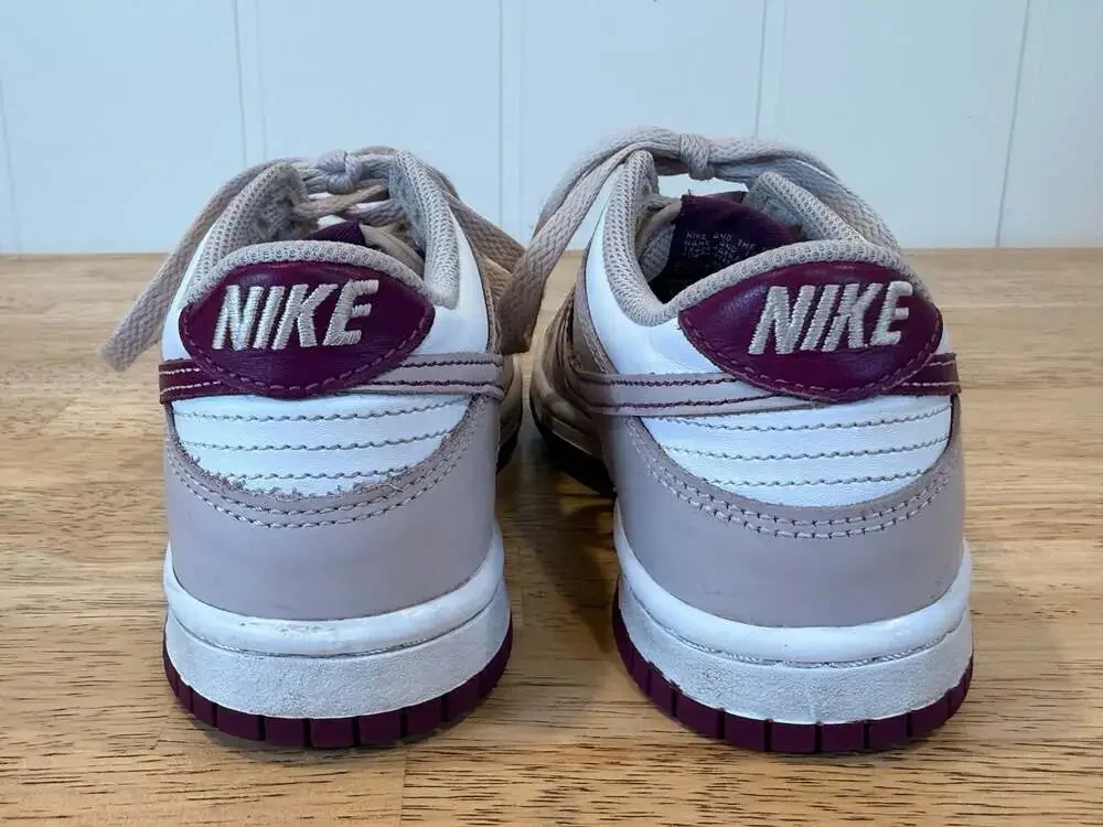 Nike Dunk Low LV8 1 Grade School 'Platinum Violet' (FB9109-104)